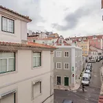 Principe Real 2 Bedrooms 2 Bathrooms, Air-Con, Wi-Fi, 3Rd Floor