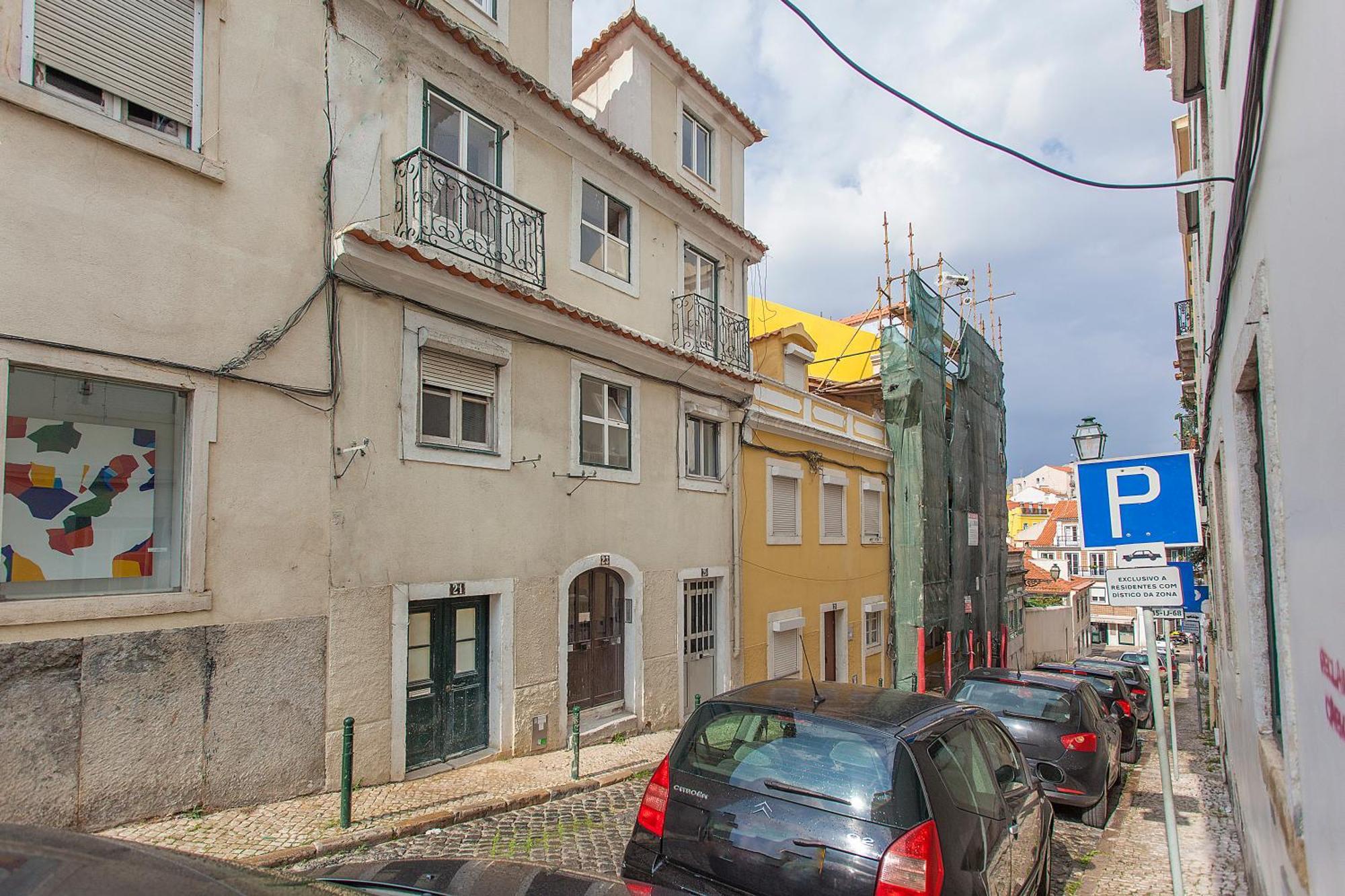 Principe Real 2 Bedrooms 2 Bathrooms, Air-con, Wi-fi, 3rd Floor